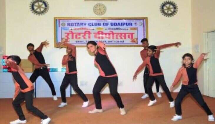 रंगारंग सांस्कृतिक कार्यक्रम के साथ दीपावली स्नेहमिलन आयोजित