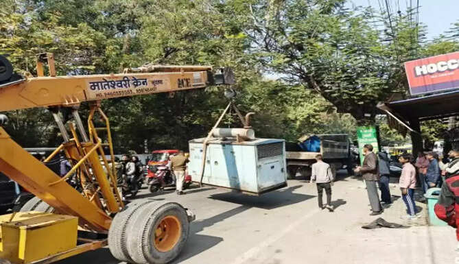 UMC Encroachments Removed from Hathipole and Saheliyon KI Bari