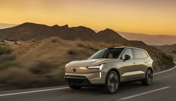 Upcoming cars in India including Volvo EX90, Volvo ES90, Hyundai Bayon, Toyota Glanza facelift, Audi Q3 and Renault Duster Hybrid.