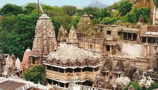 Top 10 Places to Visit Near Udaipur for a Weekend Getaway Eklingji Temple