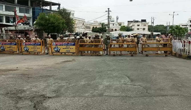 curfew in udaipur