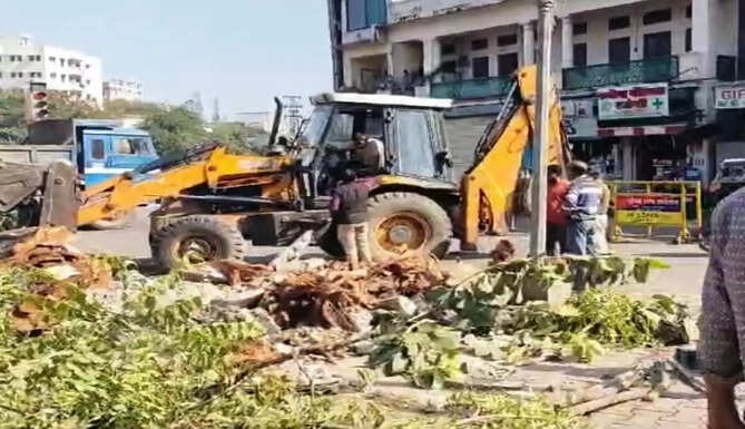 chetak circle start to widened