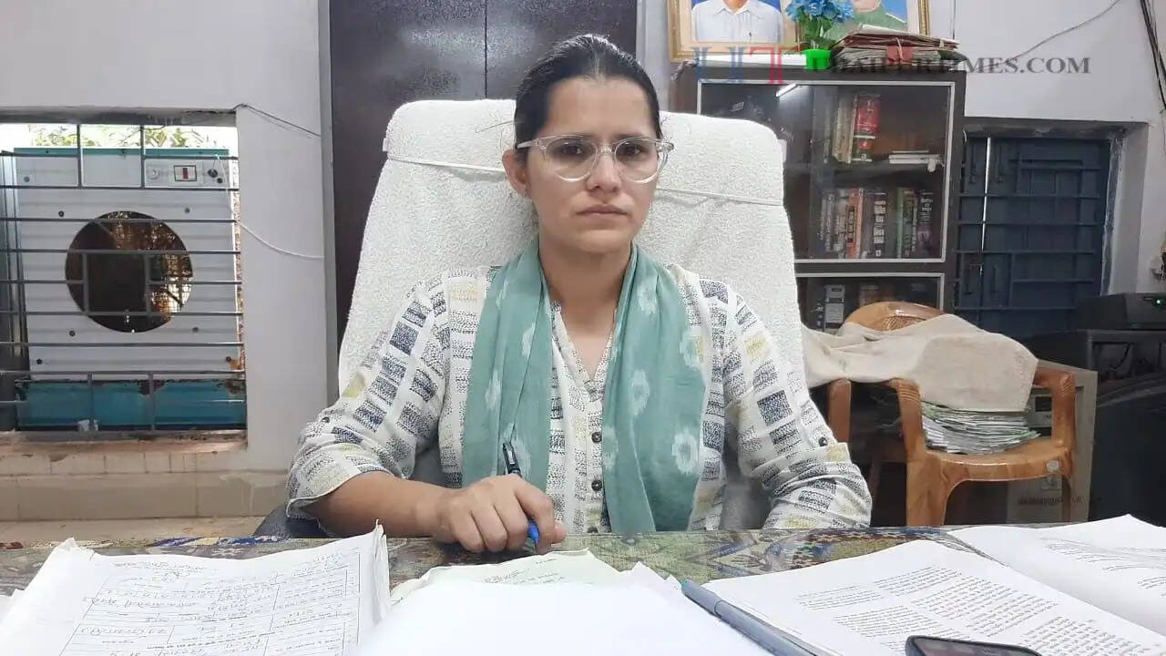 पिता के सपने के लिए छोड़ी 23 लाख की नौकरी