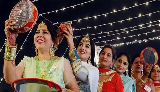 karwa chauth specia; 