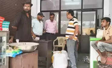 100 Kg Mawa Destroyed in Udaipur’s Bhopalwadi | Food Safety Raid During Festive Season