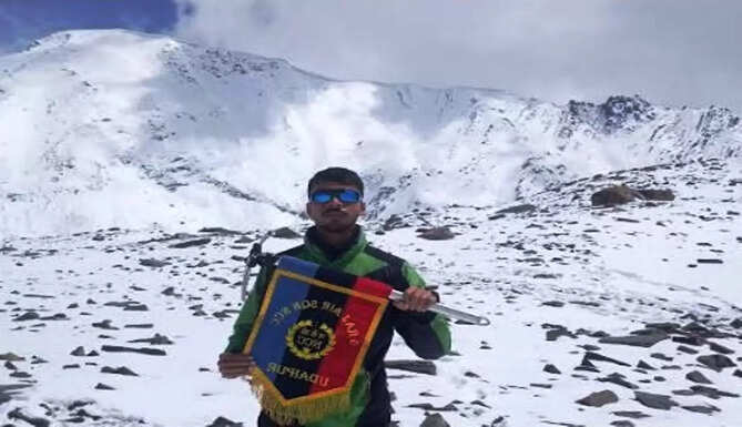 kathik khandelwal