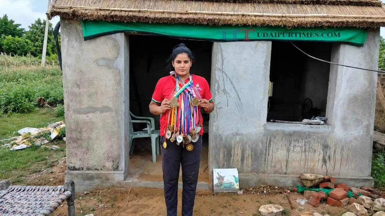 मजदूर पिता की बेटी अर्चना ने रचा इतिहास !