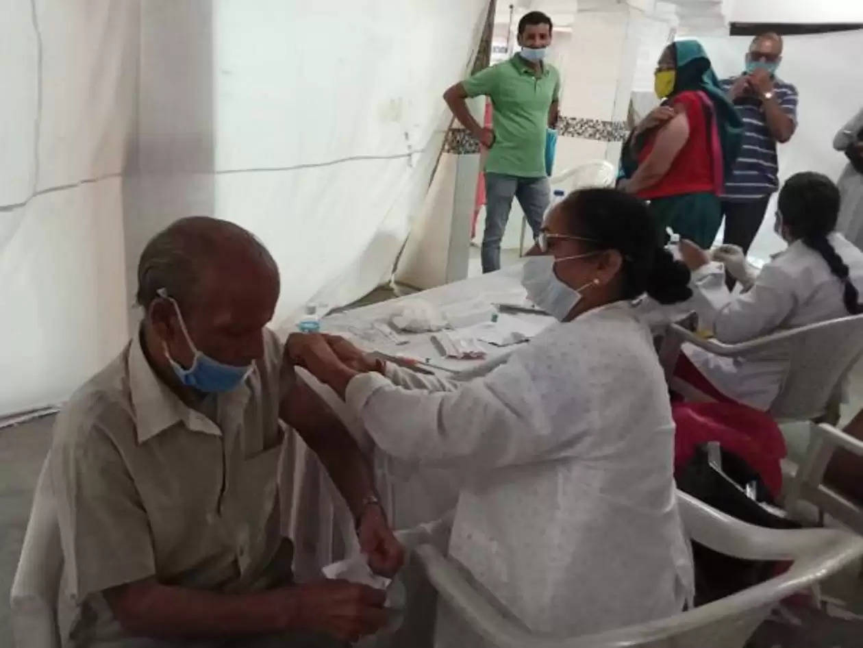 corona vaccination at bohra jamaatkhana