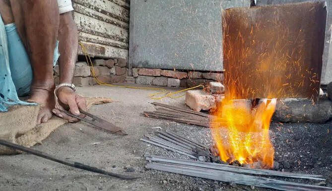 struggle of the Lohar Gadiya community and its fight for survival