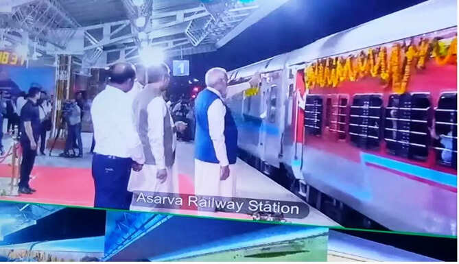 udaipur asrva express