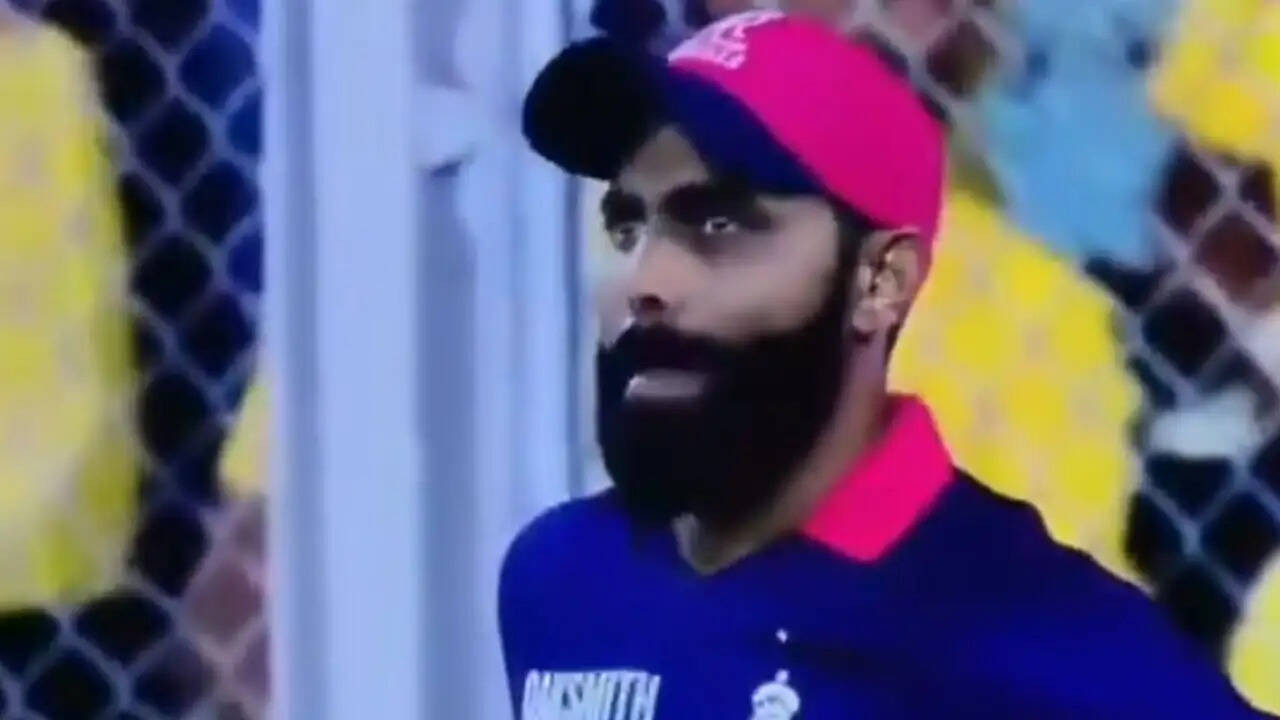 Ravindra Jadeja turns emotional while facing CSK in IPL 2026. The viral moment, strong performance, and fan reactions make it a memorable clash.