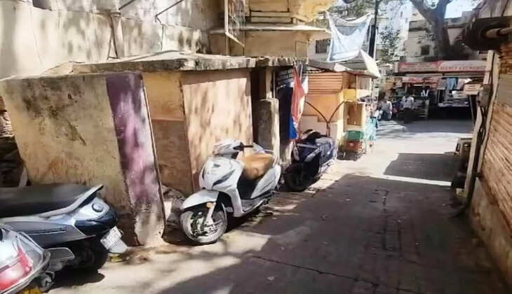 public toiletat nav ghat udaipur