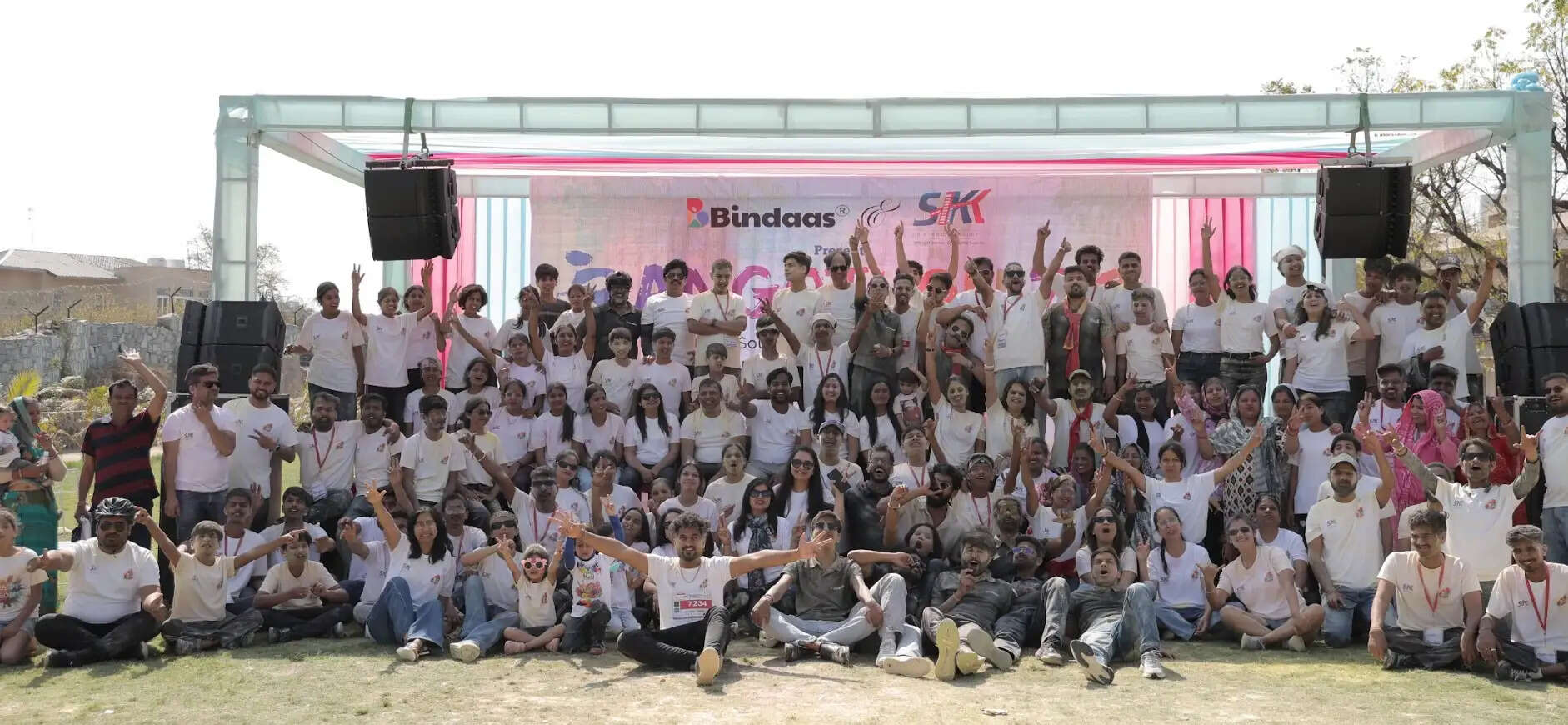 Participants cycling during Rangothon 7.0 community event promoting eco-friendly Holi in Udaipur.