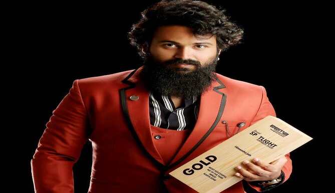 RJ Himanshu bags the Most Successful Anchor award