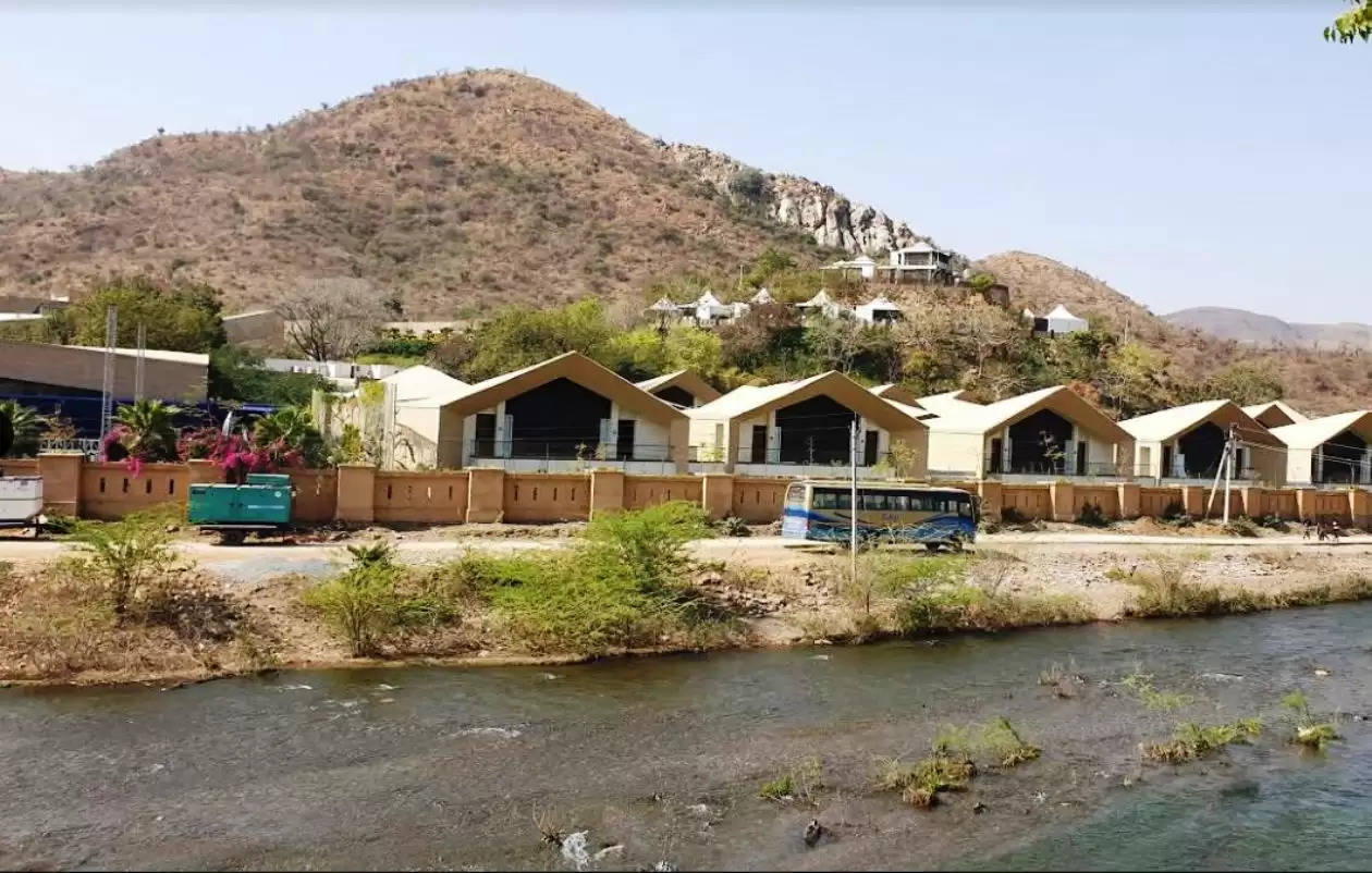 Taj Aravali Resort
