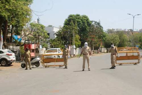 उदयपुर जिले के कर्फ्यू वाले क्षेत्र में आवाजाही के संबंध निर्देश जारी