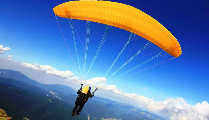 paragliding