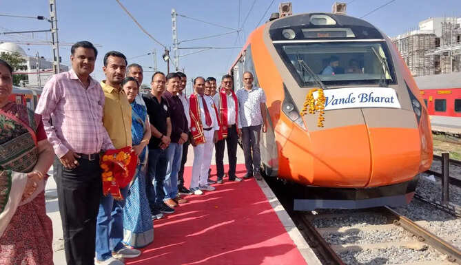 Udaipur Surat Vande Bharat Express