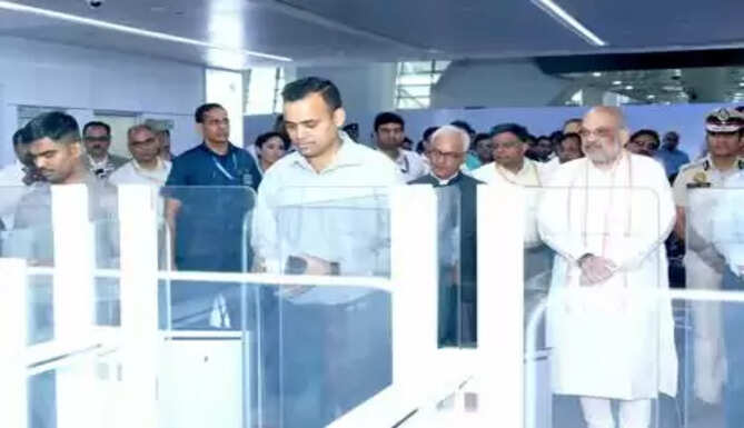 Fast Track Immigration Delhi Airport