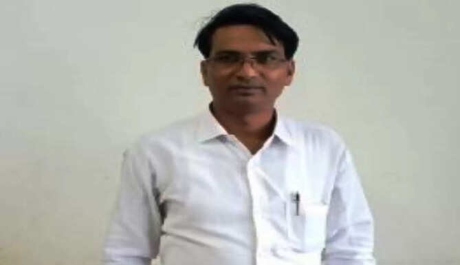 arrest for bribe