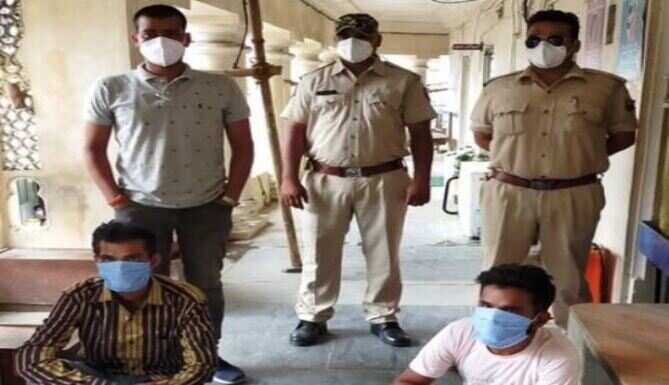 नशे की खातिर पत्नी को किया दोस्त के हवाले