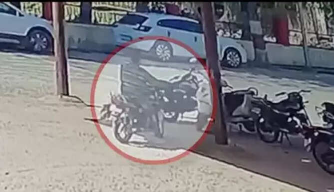 Motorcycle Lifted from Municipal Corporation Office 
