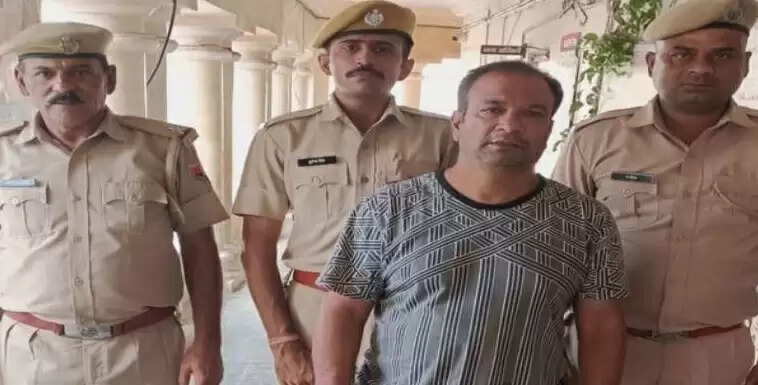 Illegal Pistol Ghatnaghar 