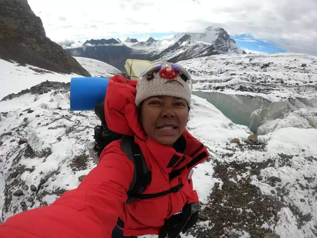 Ruchika Jain Mount Kun Summit Mountaineering Expedition Udaipur Girl Scales Mount Kun in Ladakh