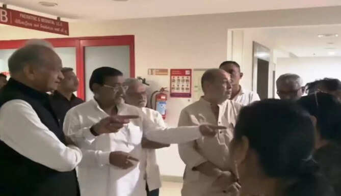 cm gehlot