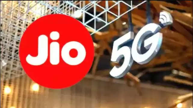 Reliance Jio has beaten China Mobile to become the Worlds Largest Mobile Operator in terms of Data Traffic with a Subscriber Base of 481.8 million