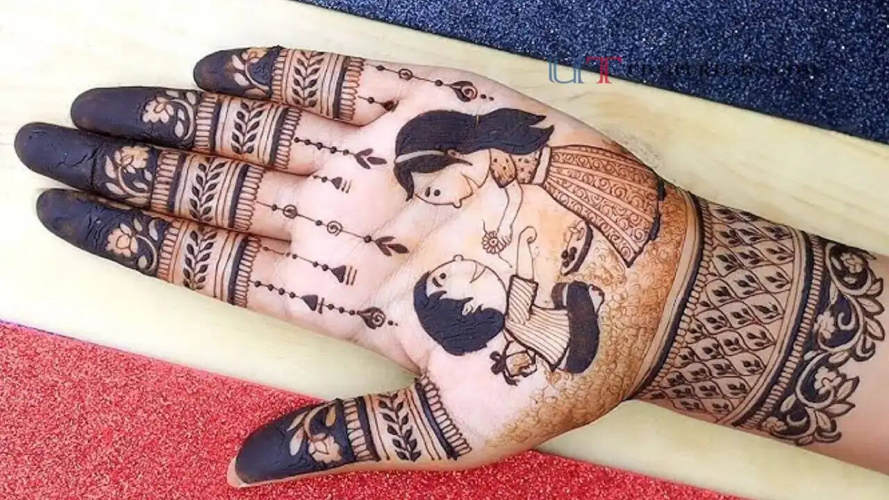 राखी के त्योहार पर हाथों में रचाएं ये खूबसूरत मेहंदी डिजाइन
