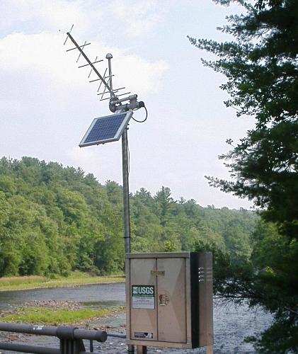 Real time data acquisition systems at the lakes