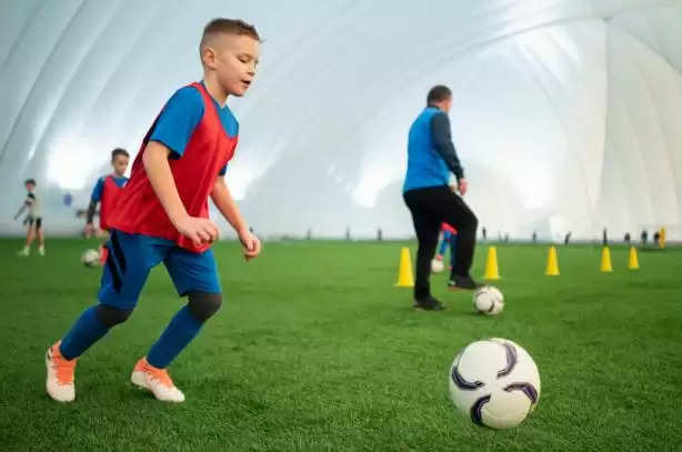 Using Augmented Reality to Train Young Soccer Players