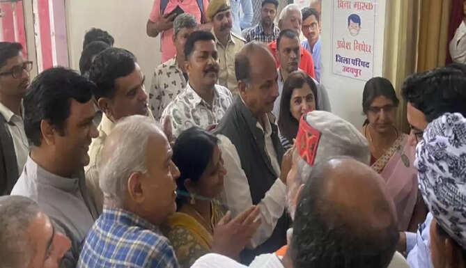 Protest over Salumbar being declared as district
