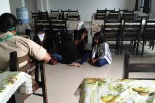 उदयपुर पुलिस ने देह व्यापार में लिप्त 7 लड़कियों समेत 17 जनो को किया गिरफ्तार