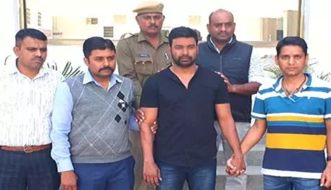 Udaipur Police apprehend Mandsaur VHP leader Yuvraj Singh Murderer from Udaipur