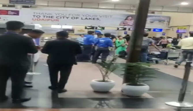 Flight cancelled Udaipur Airport