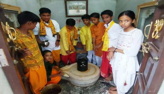 prakateshwar mahadev mandir