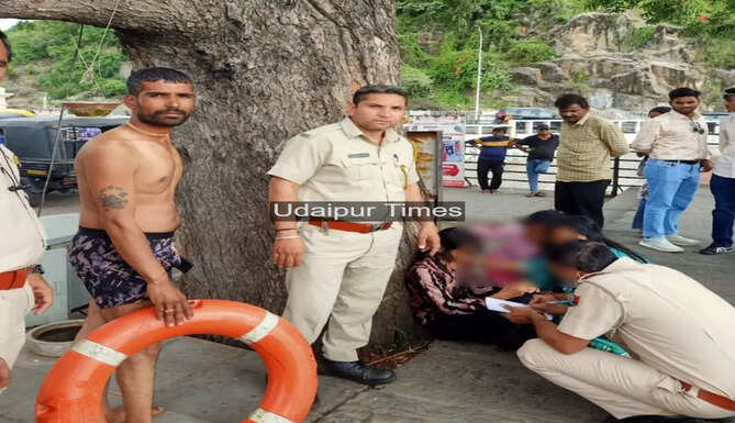 Rescue Operation at Lake Fatah Sagar 