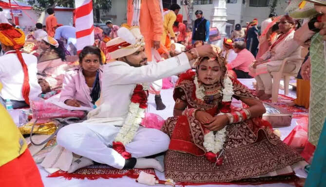 Narayan Seva Sansthan mass wedding