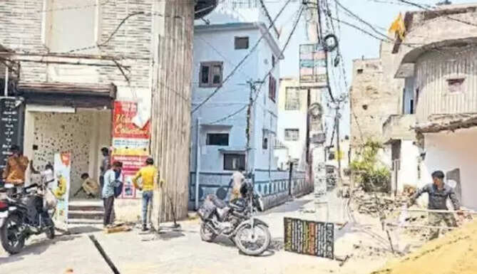 Shaktinagar Bottleneck Removal