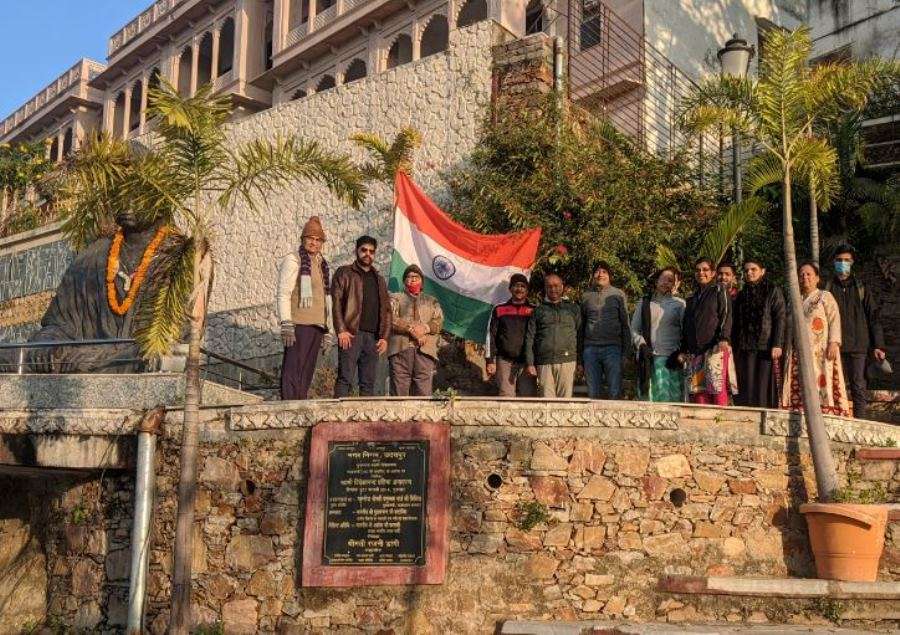 Republic Day - Flag unfurling by UdaipurTimes on the banks of Fatehsagar