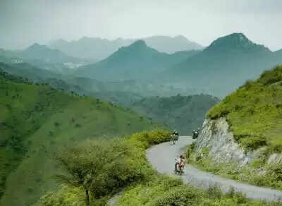 Udaipur Monsoon Travel Map – Lakes, Hills & Palaces in 6 Days