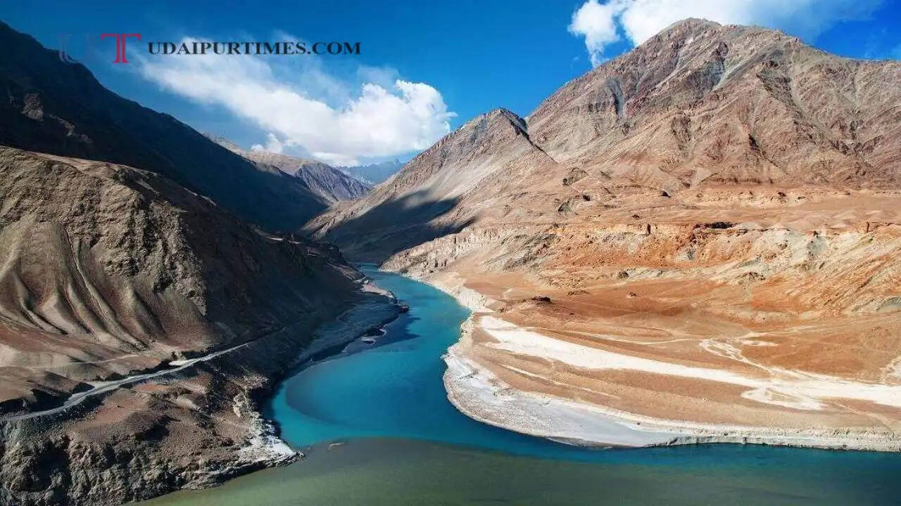 किसी जन्नत से कम नहीं है लेख-लद्दाख की ये जगहें