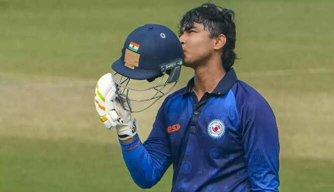 Vaibhav Suryavanshi celebrating his 36-ball century for Bihar in Vijay Hazare Trophy