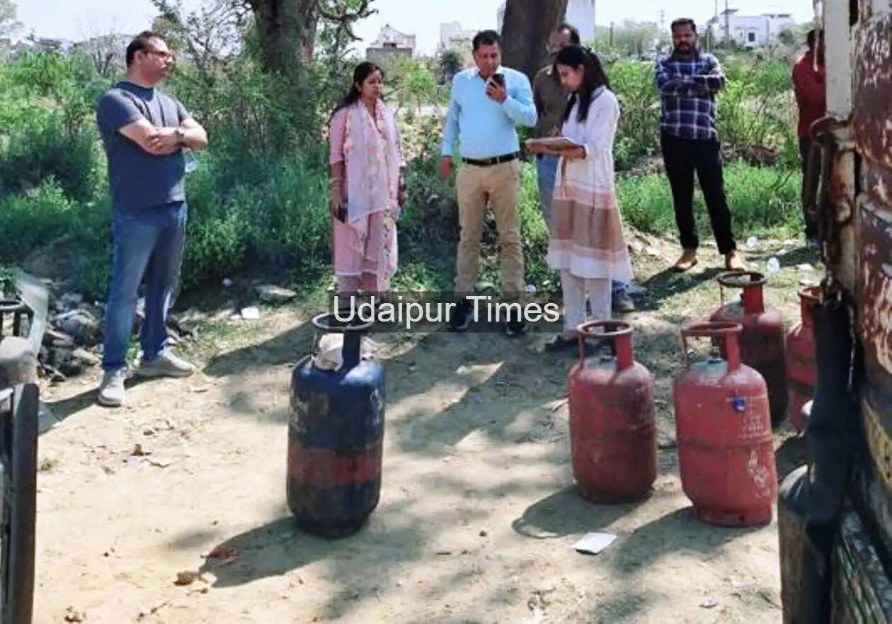 LPG crisis Udaipur