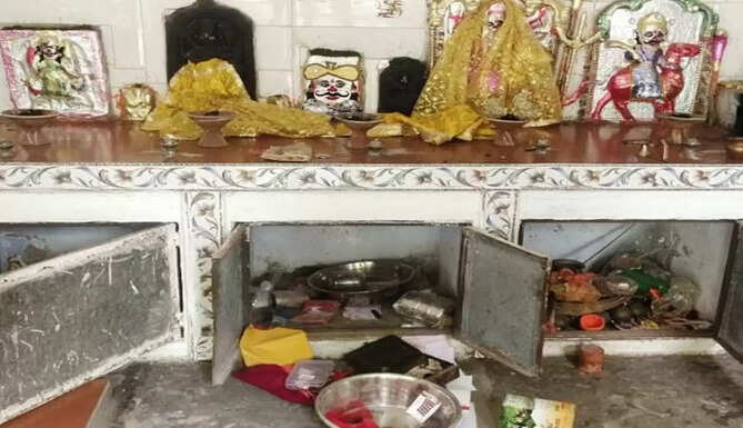 Theft in Ghasa 