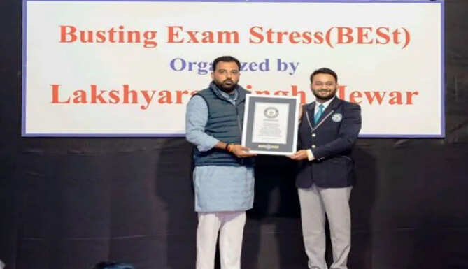 dr lakshyaraj  singh 