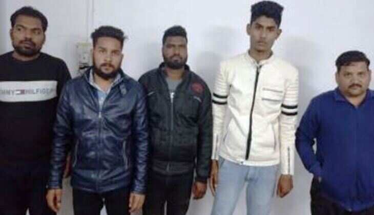 दुकान के सामने शराब पीने और मटन खाने से रोकने पर की मारपीट और लूटपाट
