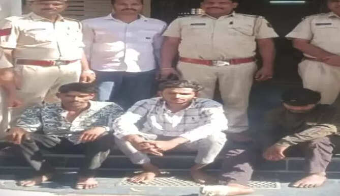 Attempted Robbery Solved in Udaipur | Three Accused Arrested by Police
